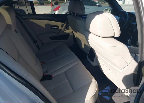 2008 BMW M5 из США, поврежденный, VIN WBSNB93558CX10798